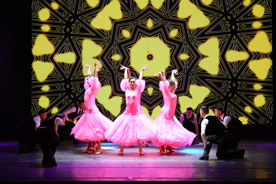 “汇创青春”作品展演 话剧《不要担忧》获十佳